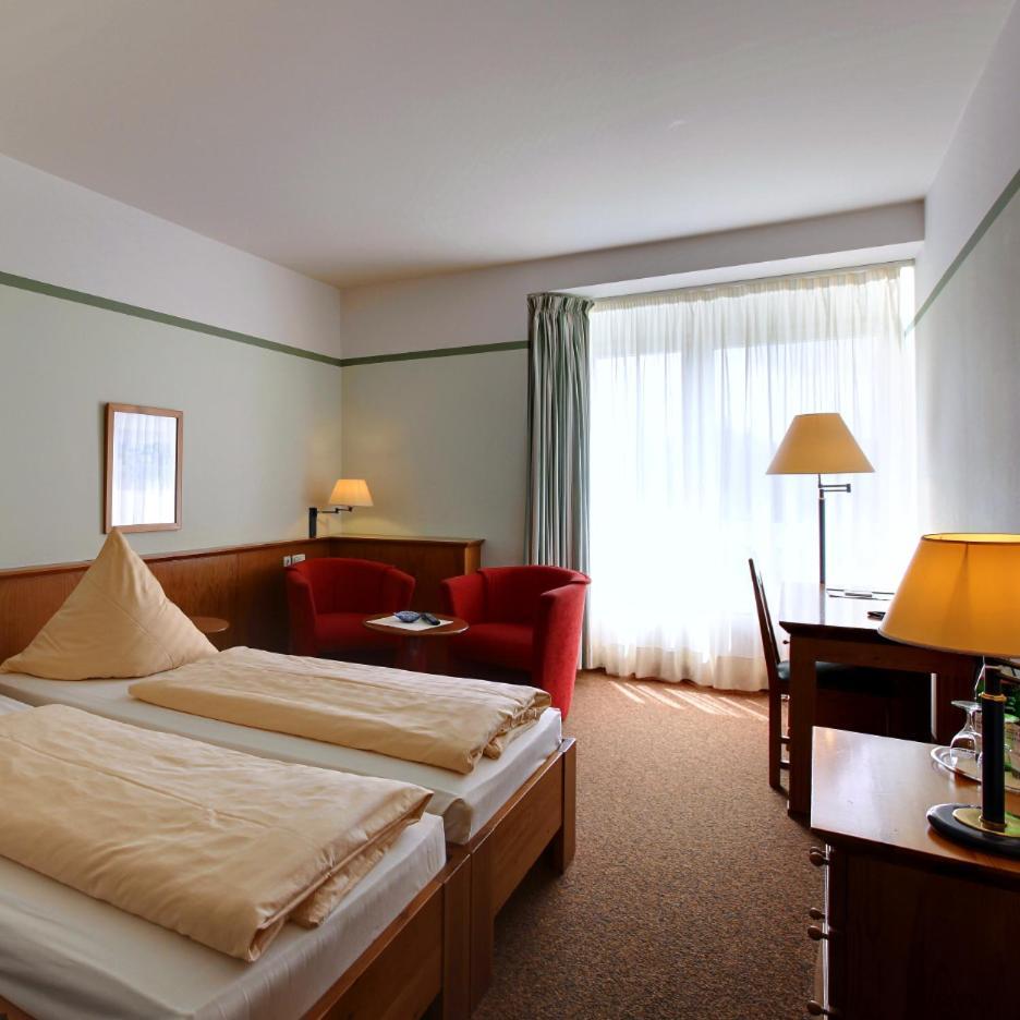 Landsitz Hotel טמפלין מראה חיצוני תמונה
